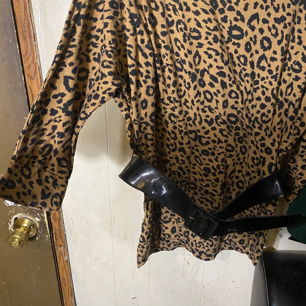 Leopard blouse - Picture 2 of 3